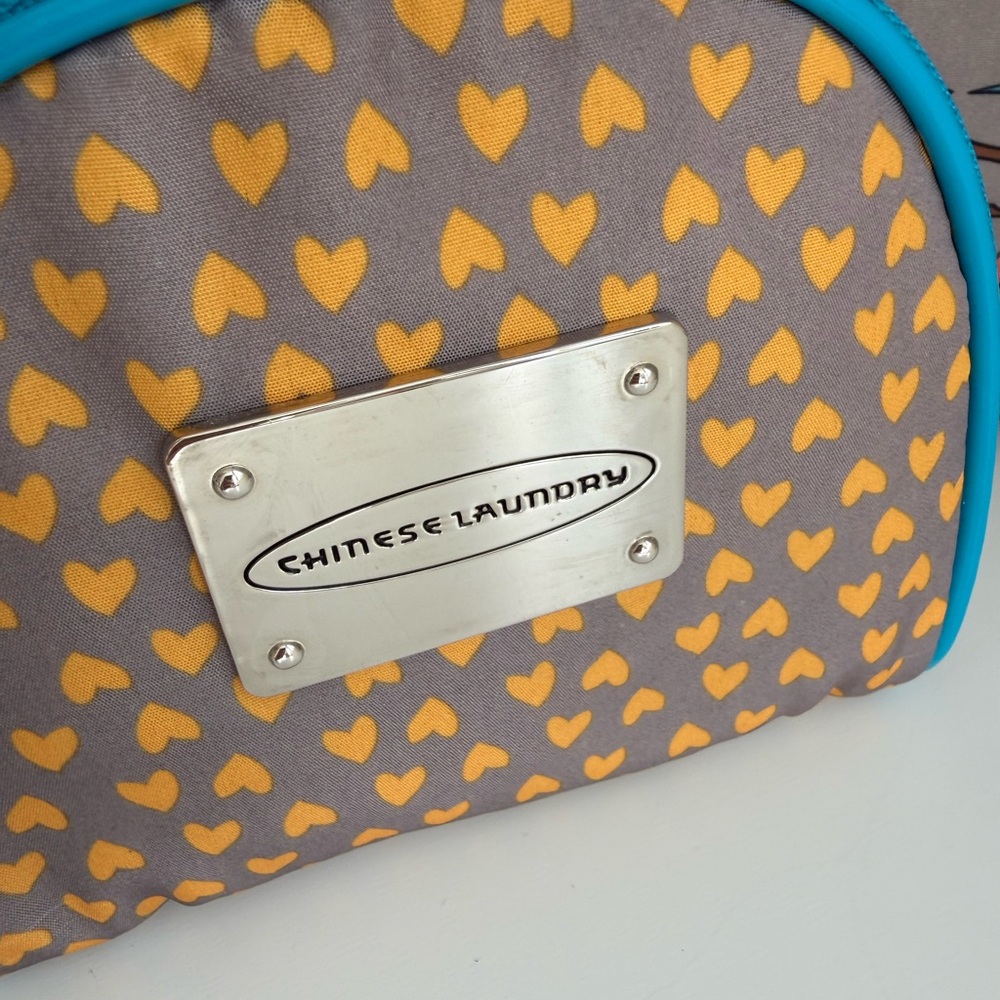 Chinese Laundry Cosmetic Bag with Matching Pouch Bird and Heart Pattern - Picture 2 of 9
